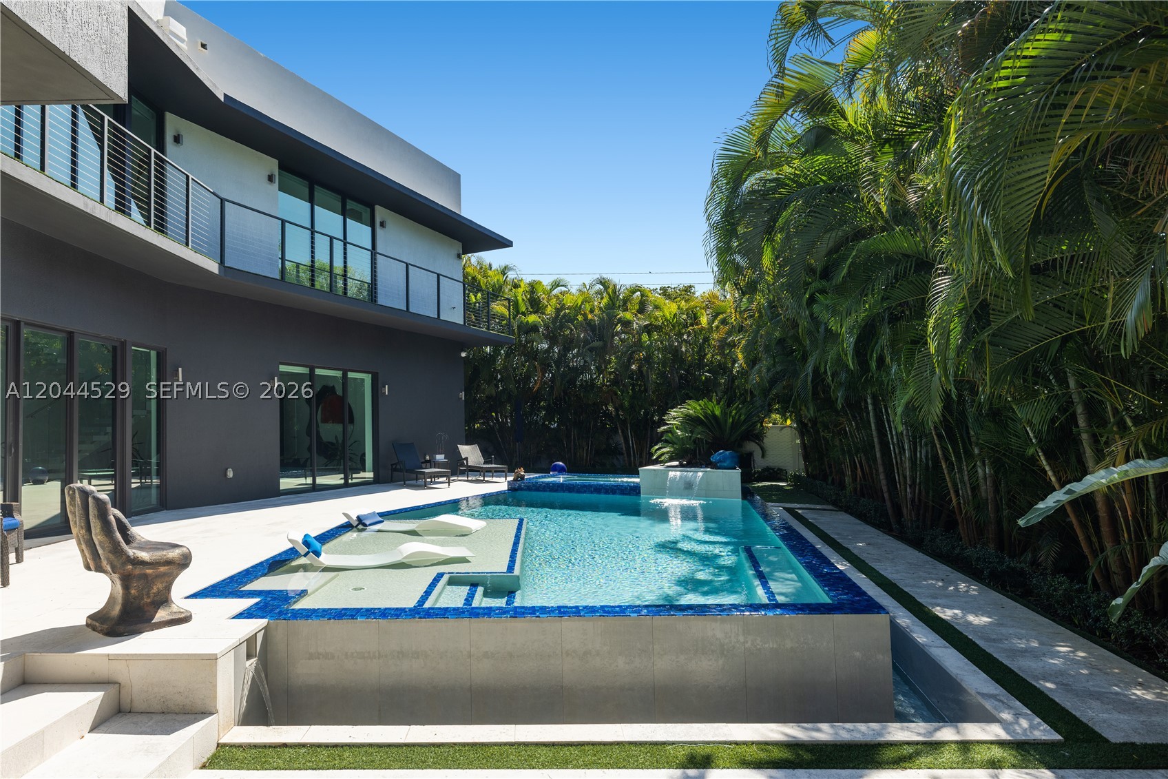 SAN DENIS ESTATES - Residential