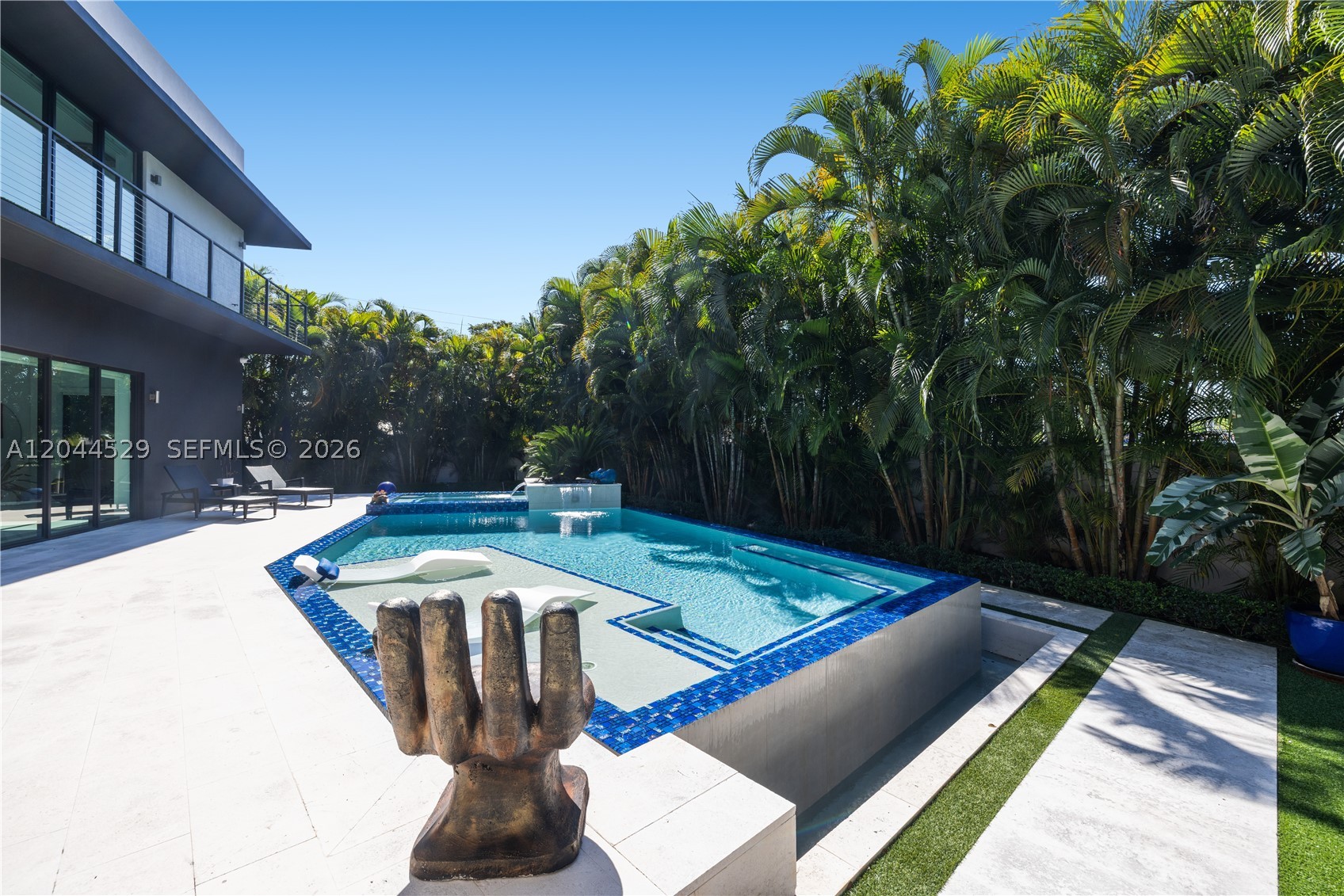 SAN DENIS ESTATES - Residential