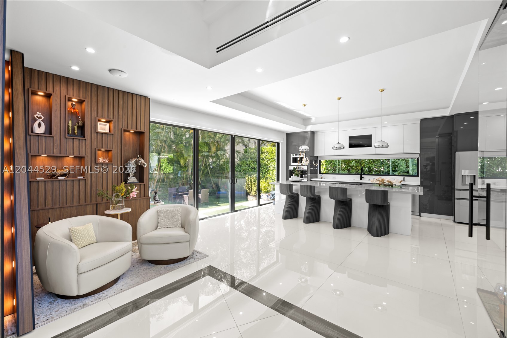 SAN DENIS ESTATES - Residential