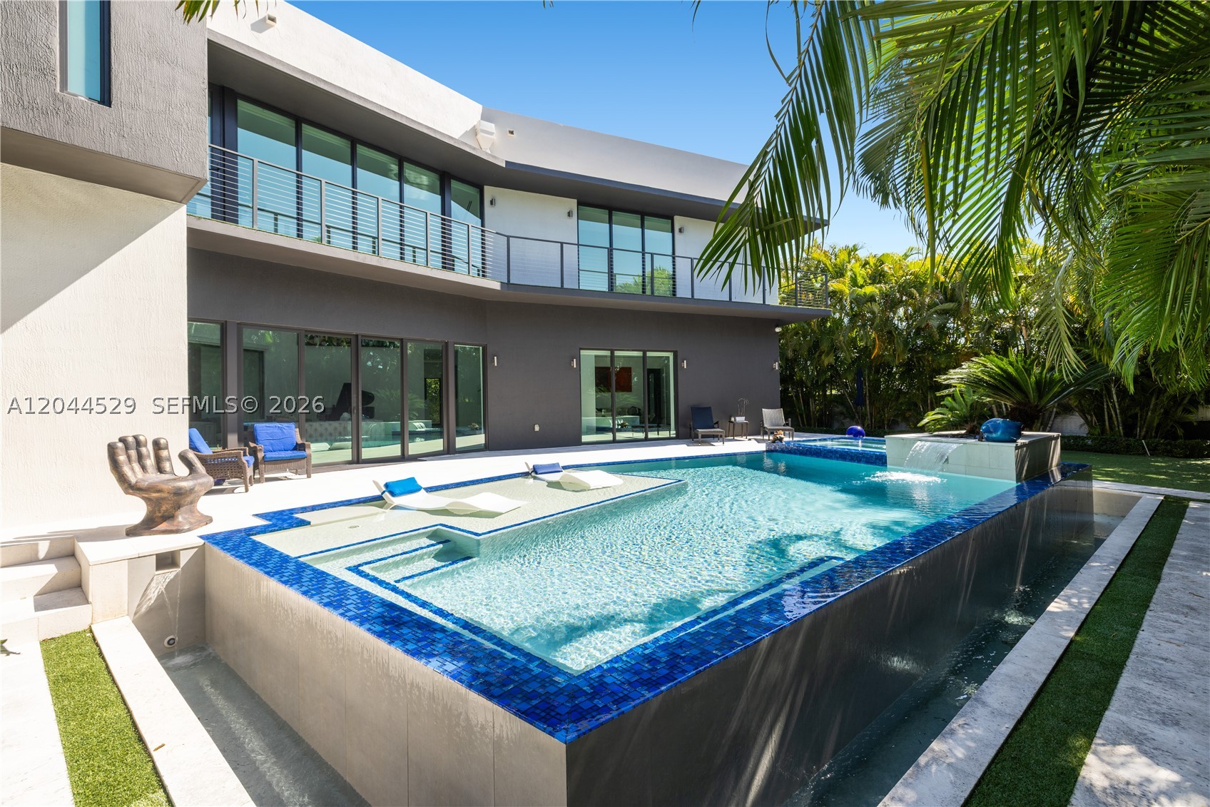 SAN DENIS ESTATES - Residential