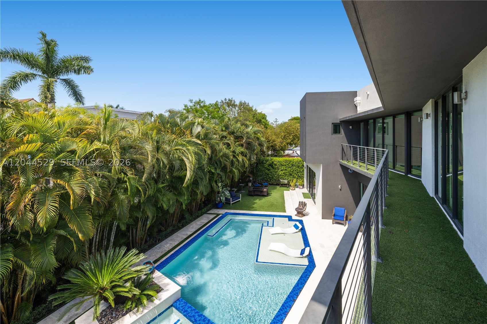 SAN DENIS ESTATES - Residential