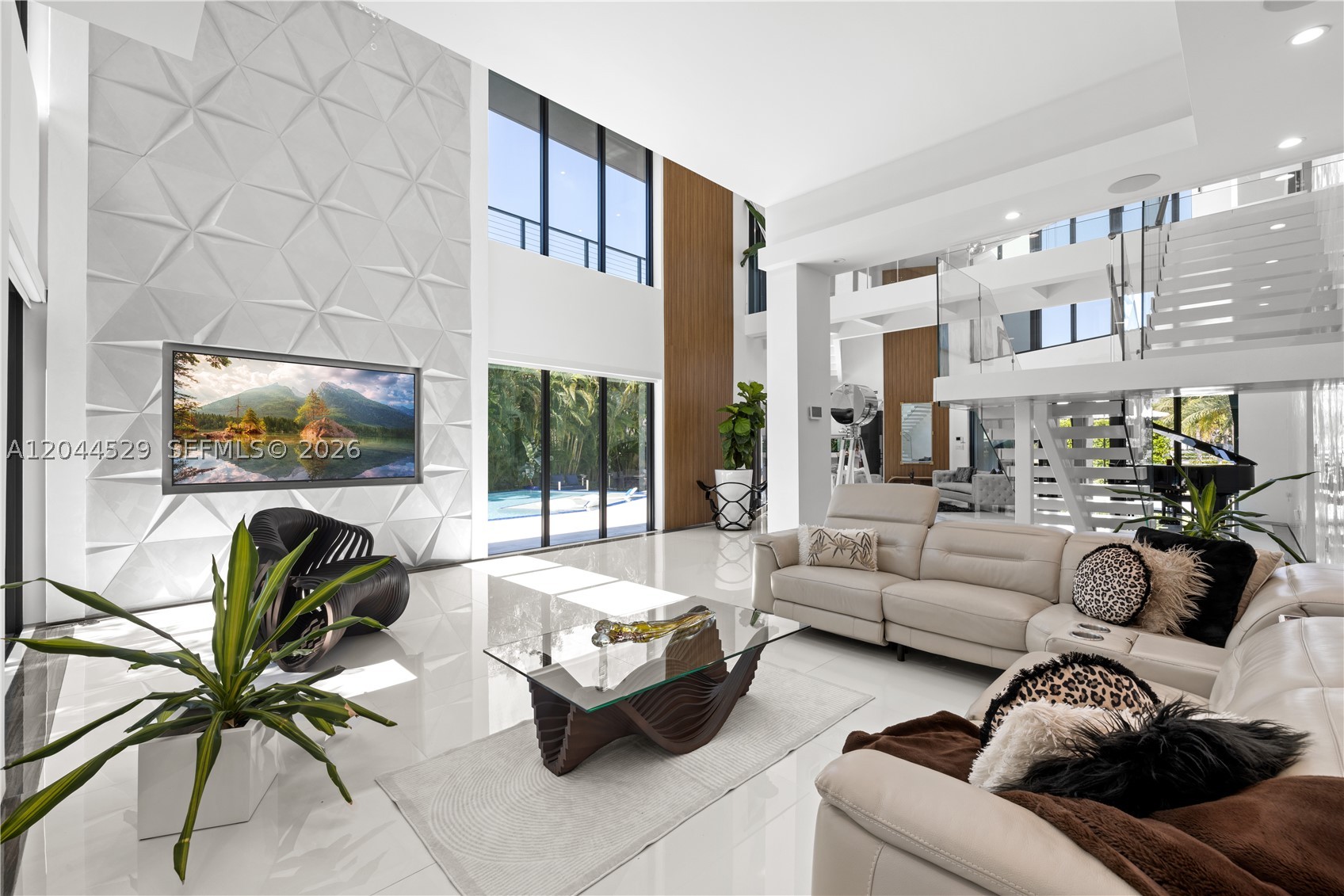 SAN DENIS ESTATES - Residential