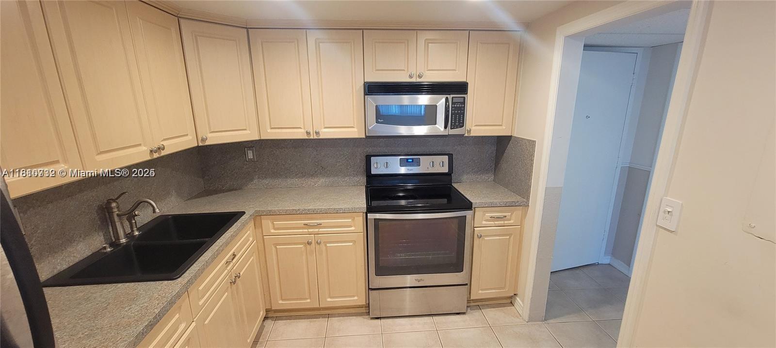 WATERGATE CONDOMINIUM NO - Residential Lease