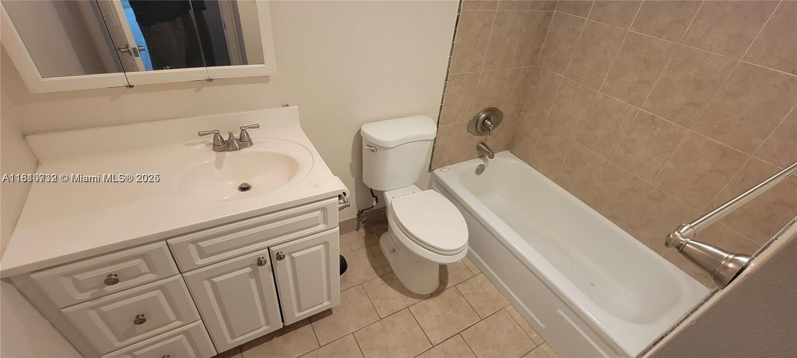 WATERGATE CONDOMINIUM NO - Residential Lease