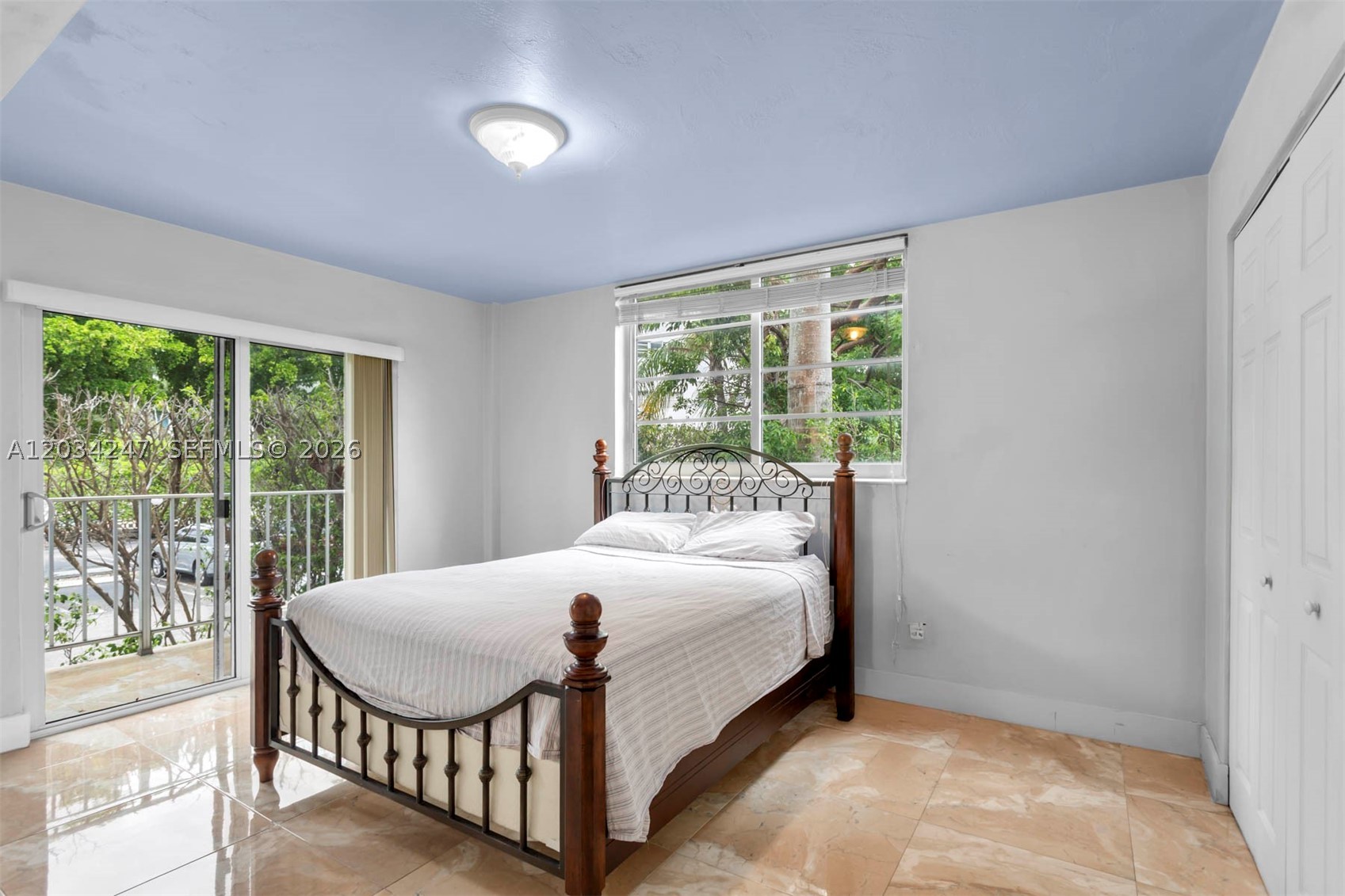 1820 JAMES AVE CONDO - Residential
