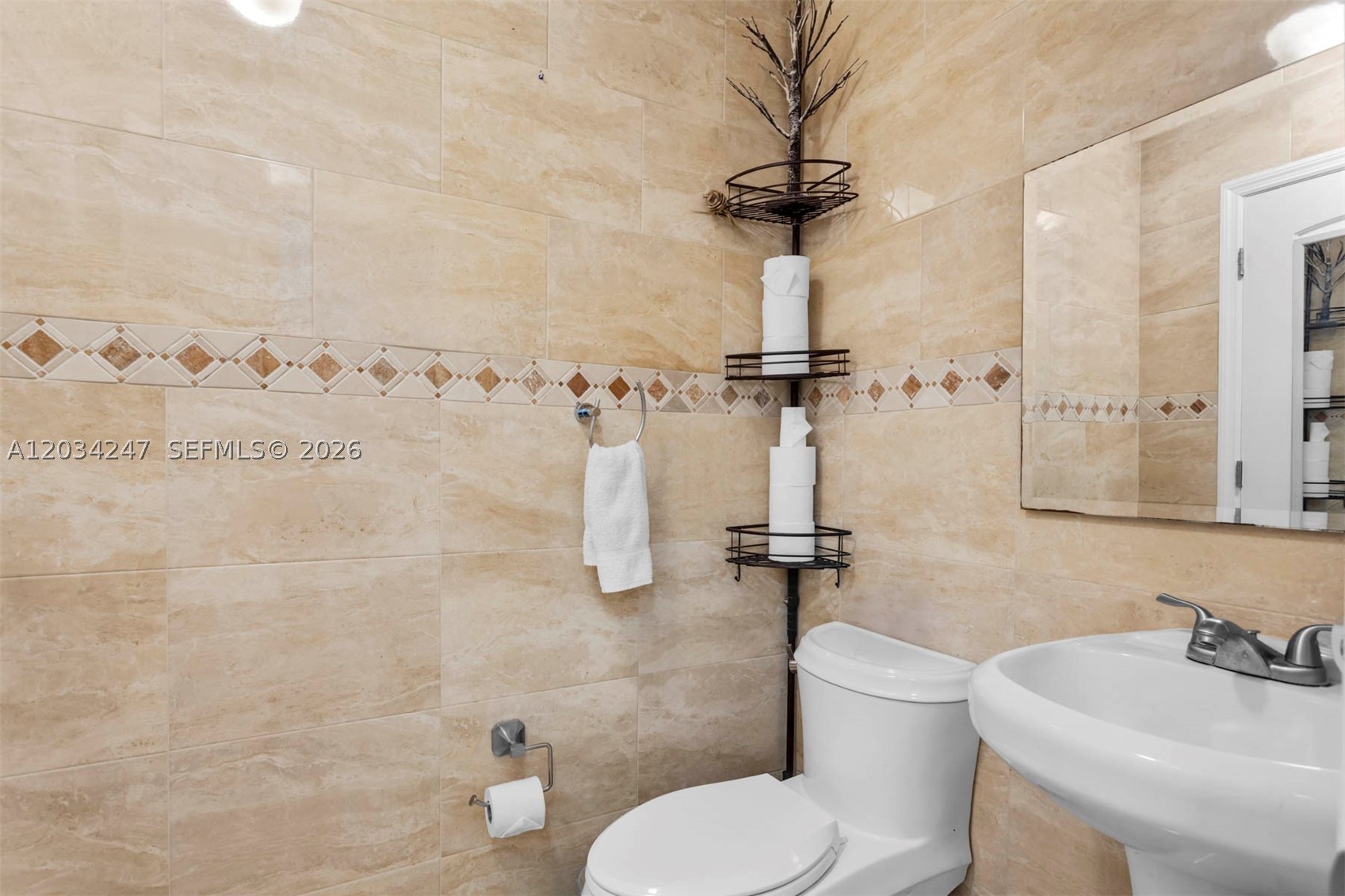 1820 JAMES AVE CONDO - Residential