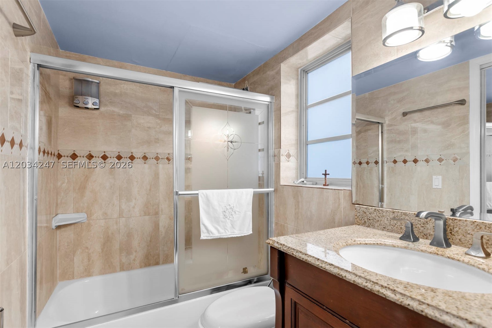 1820 JAMES AVE CONDO - Residential