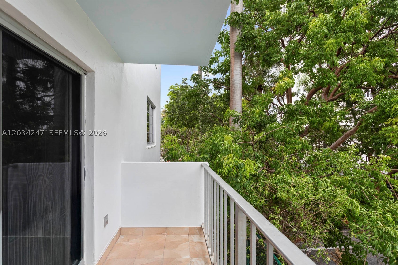 1820 JAMES AVE CONDO - Residential
