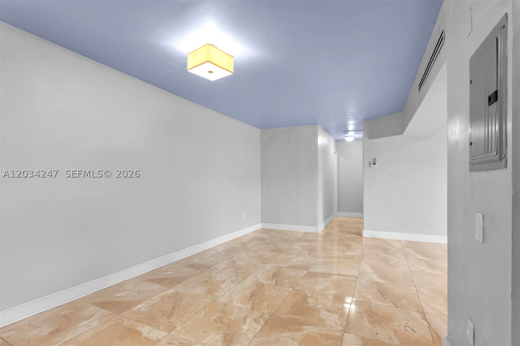 1820 JAMES AVE CONDO - Residential