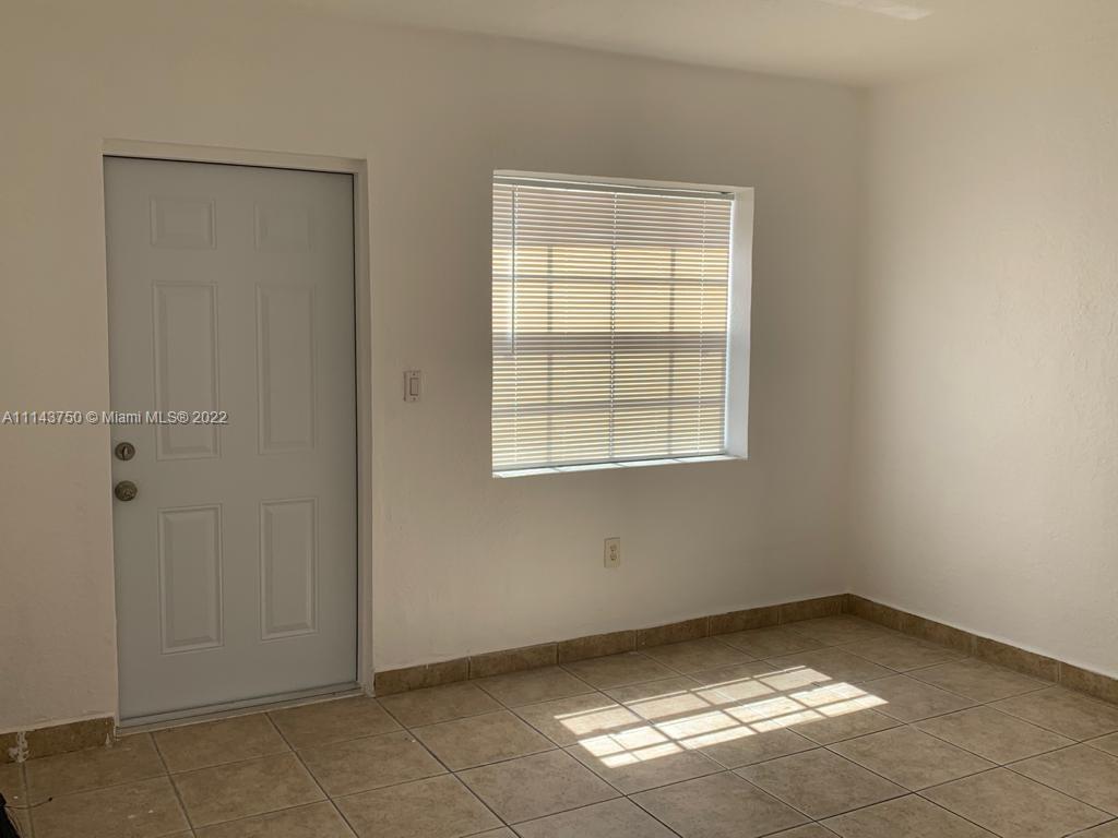 ORANGE HEIGHTS - Residential Lease