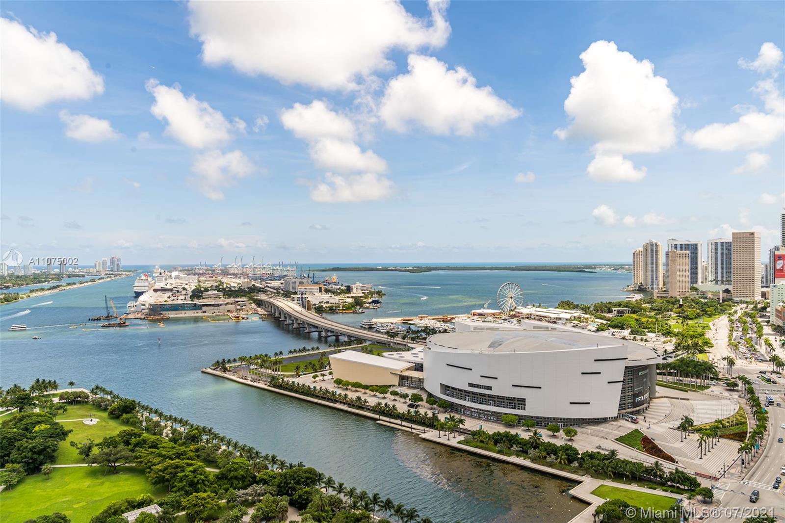 ONE THOUSAND MUSEUM CONDO - Residential