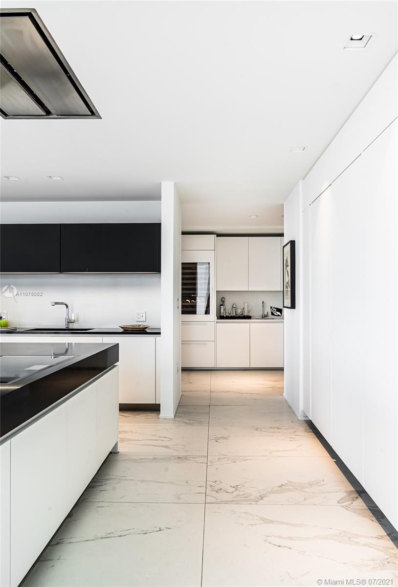 ONE THOUSAND MUSEUM CONDO - Residential