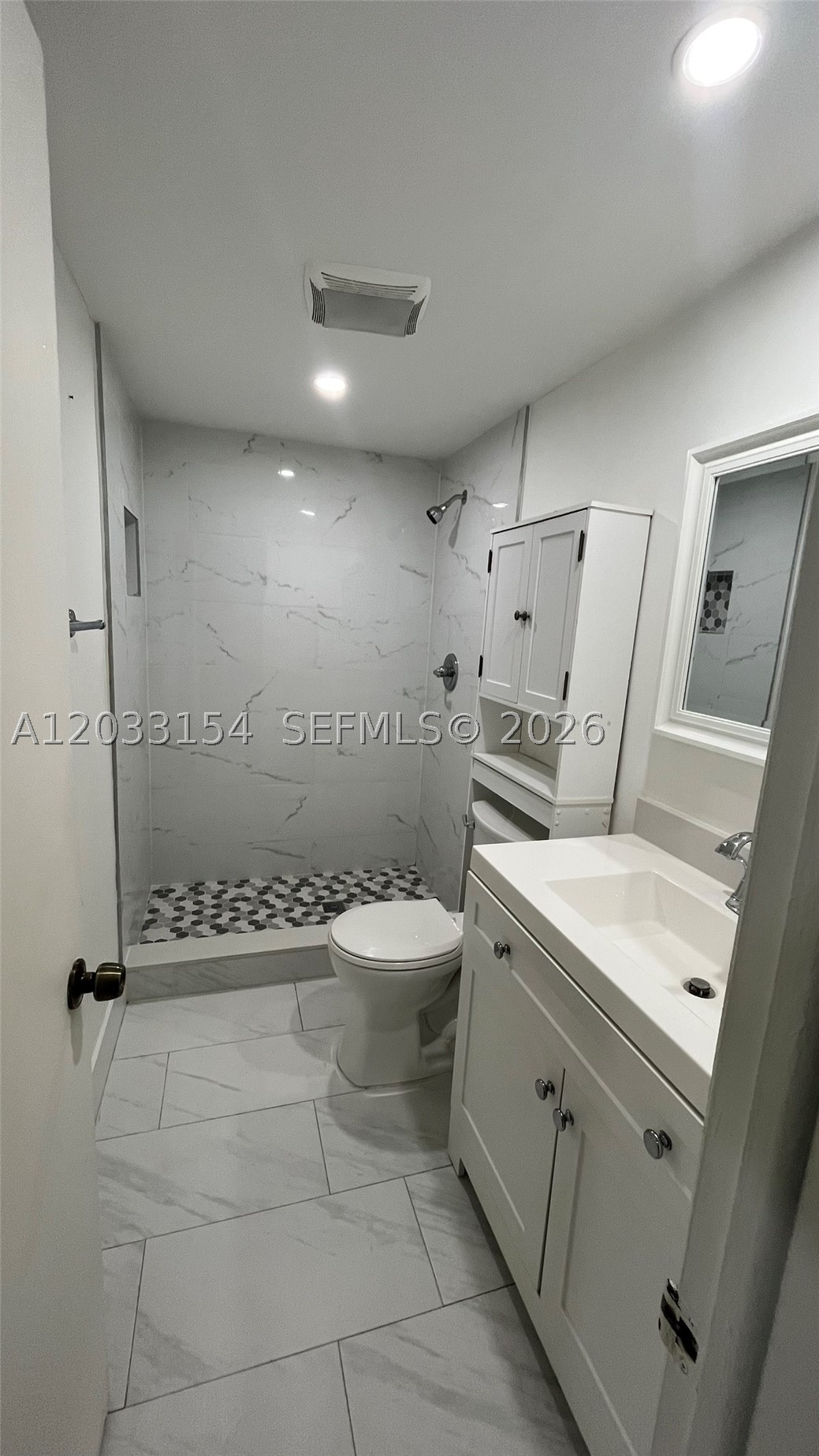 COUNTRYSIDE VILLAGE CONDO - Residential