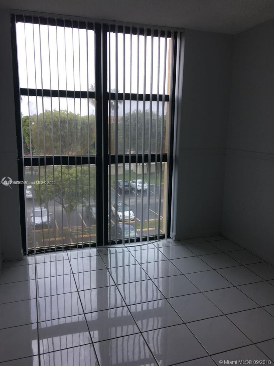 INTERNATIONAL TOWERS COND - Residential Lease