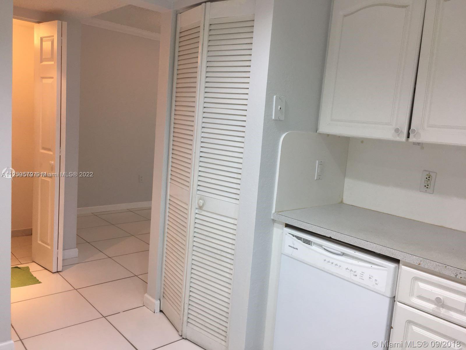 INTERNATIONAL TOWERS COND - Residential Lease