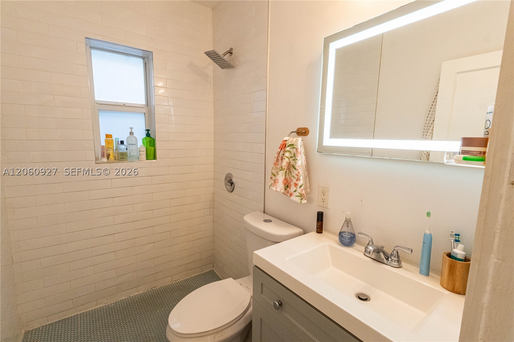 EDISON HEIGHTS SEC B - Residential