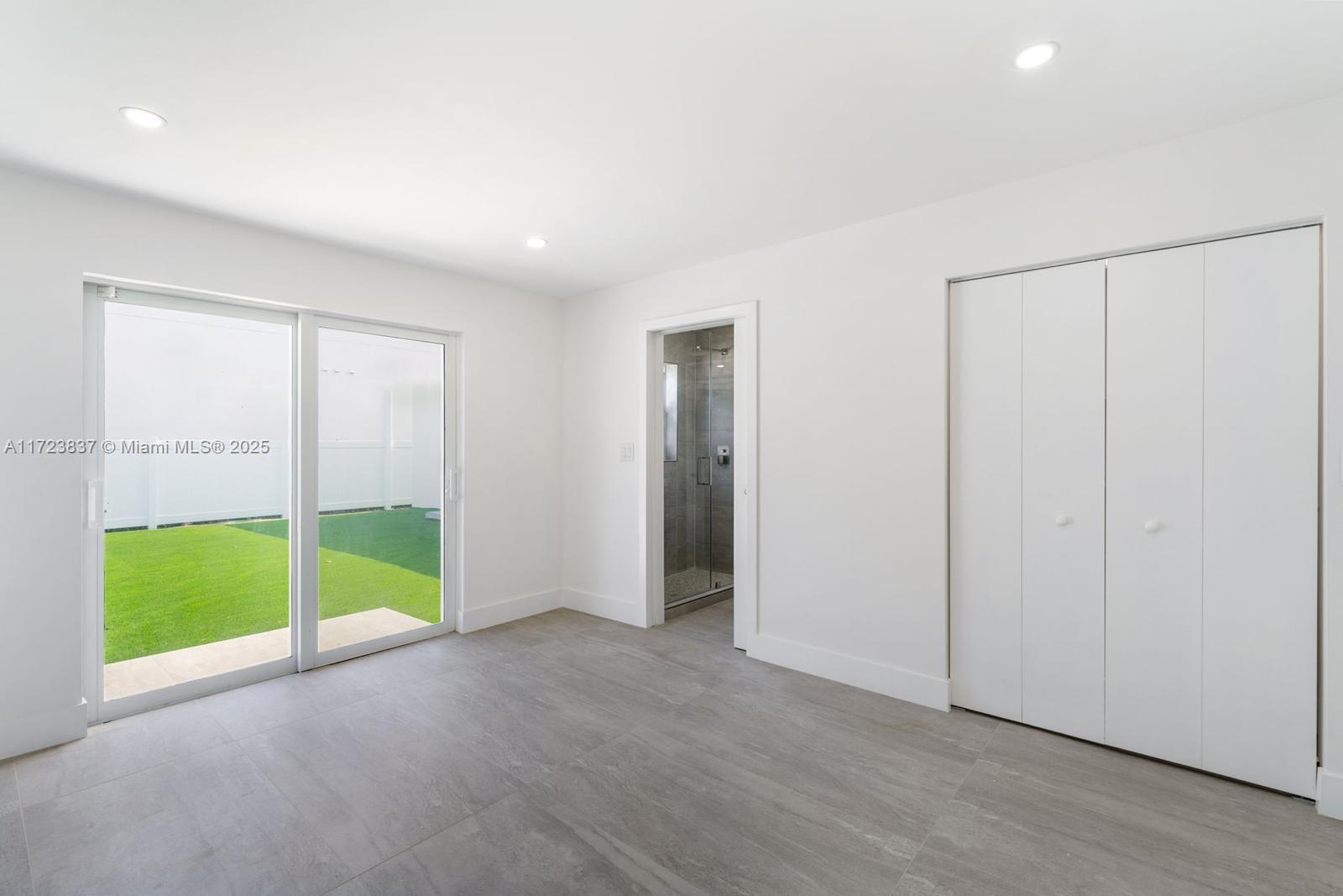 GOLDEN ISLES SEC - Residential Lease