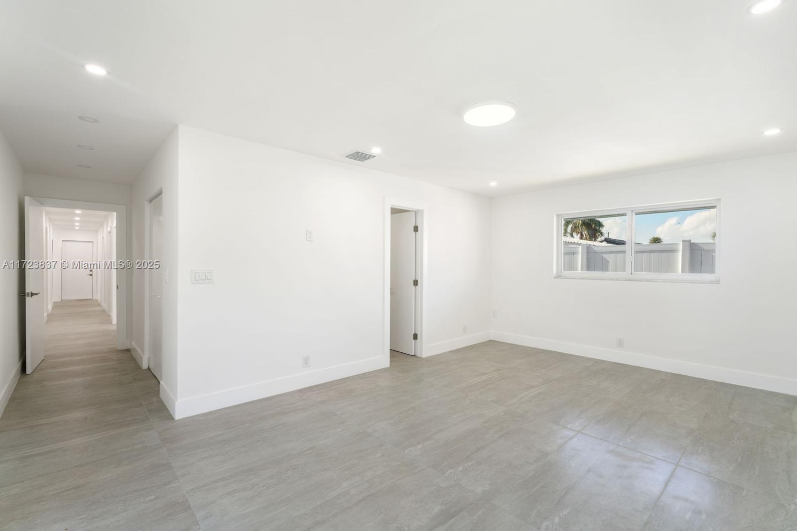 GOLDEN ISLES SEC - Residential Lease