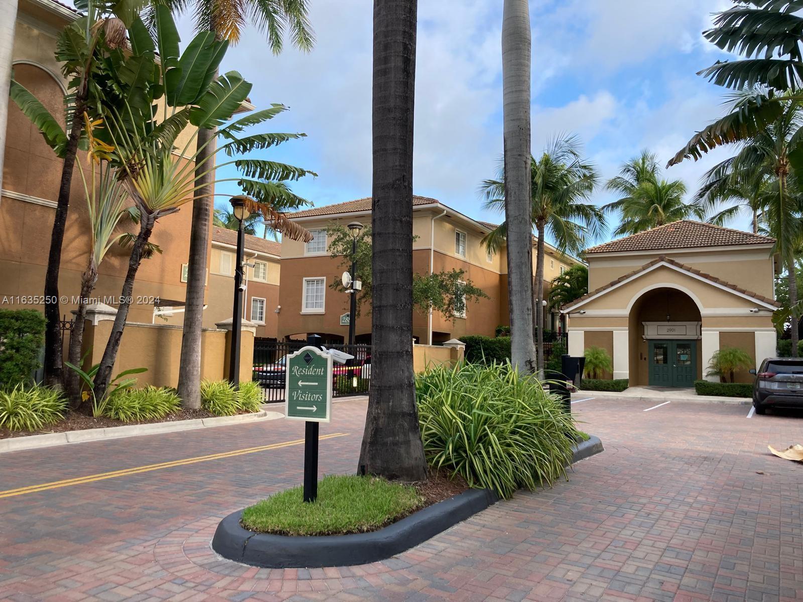 AVENTI AT AVENTURA CONDO - Residential
