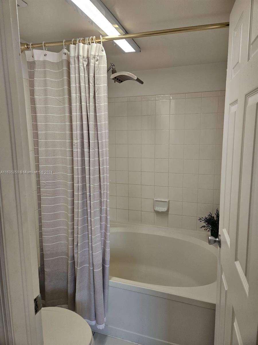 AVENTI AT AVENTURA CONDO - Residential