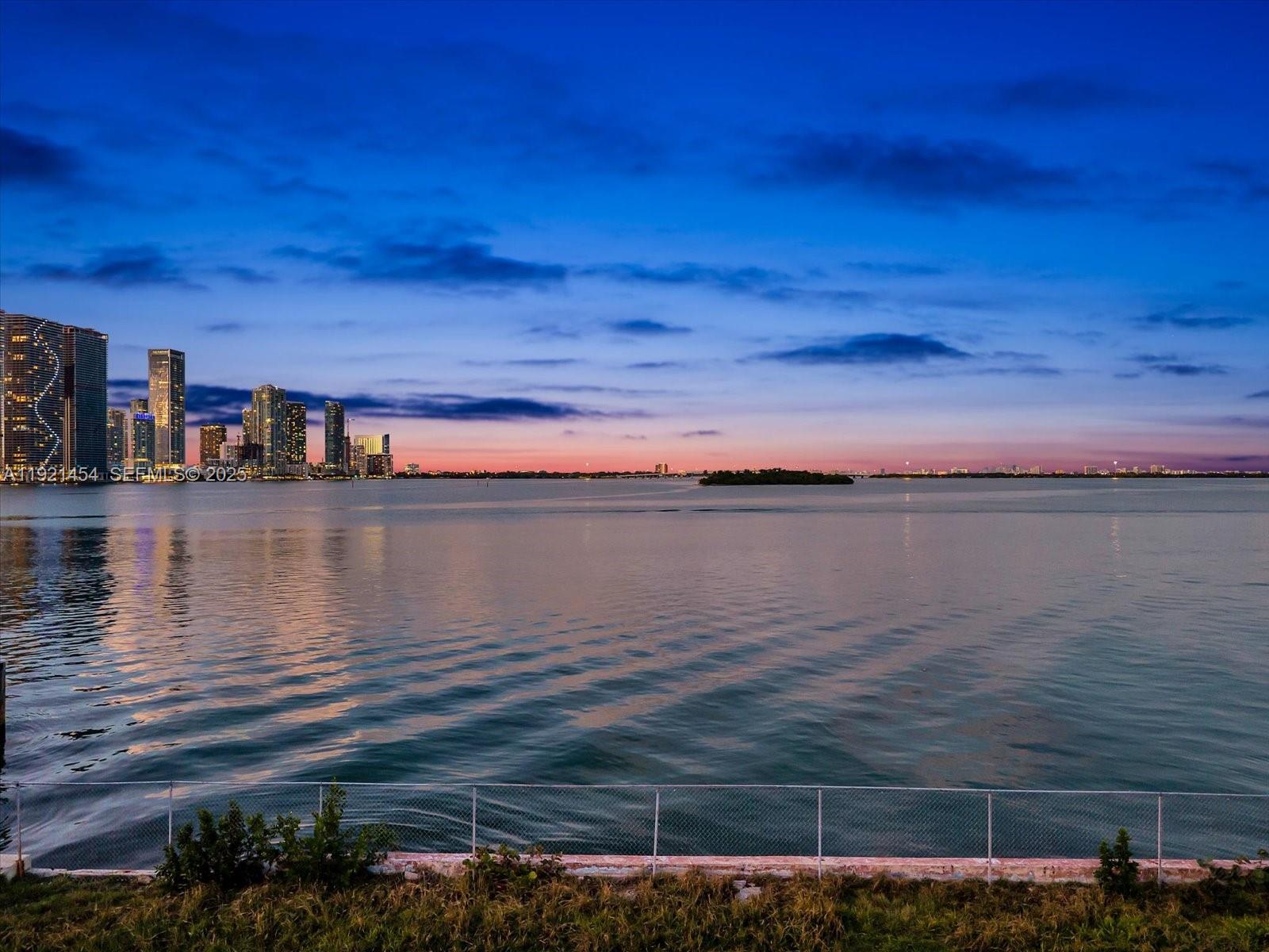 BISCAYNE ISL - Residential