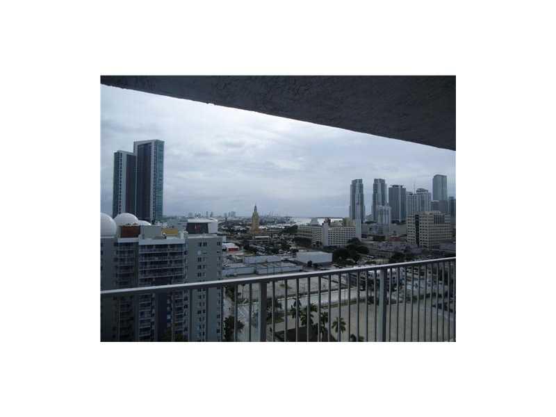 MADISON DOWNTOWN CONDO - Residential Lease