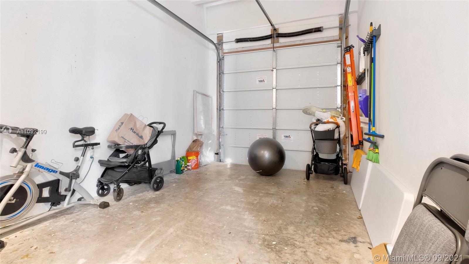 2975 JACKSON CONDO - Residential Lease