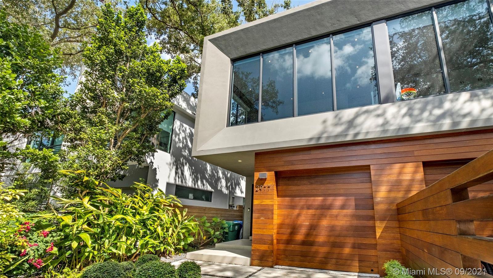 2975 JACKSON CONDO - Residential Lease