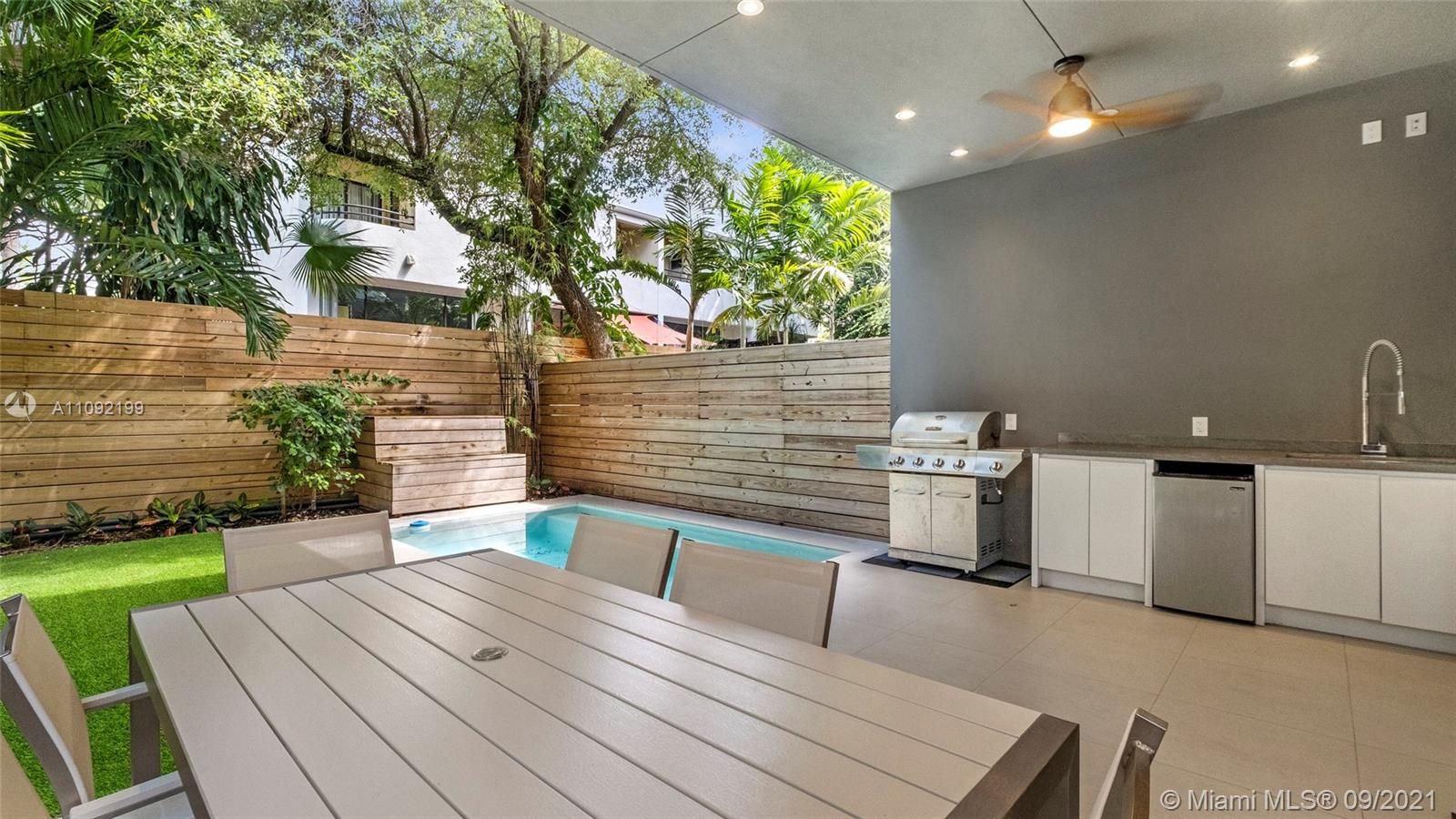 2975 JACKSON CONDO - Residential Lease