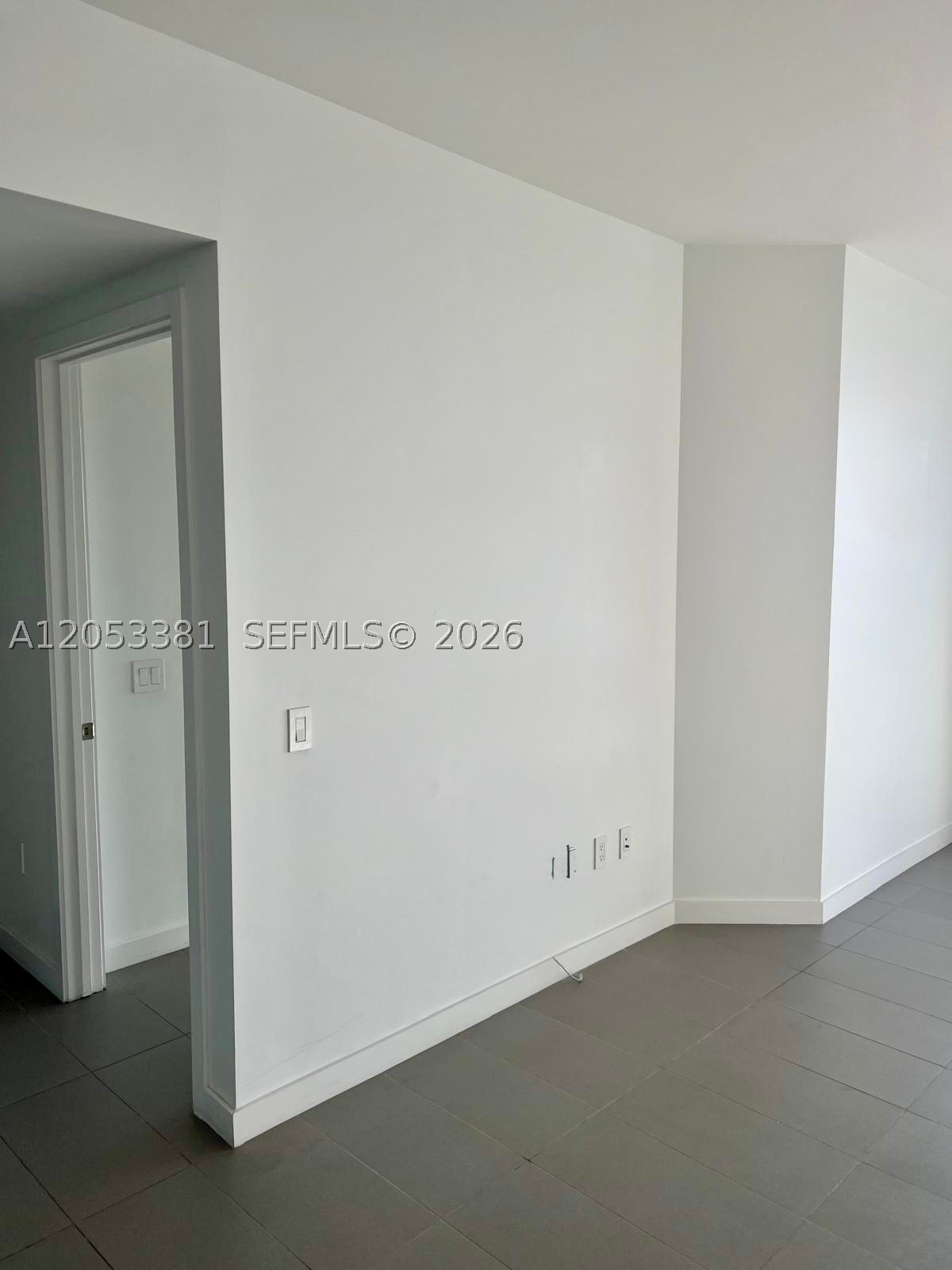 CANVAS CONDO - Residential