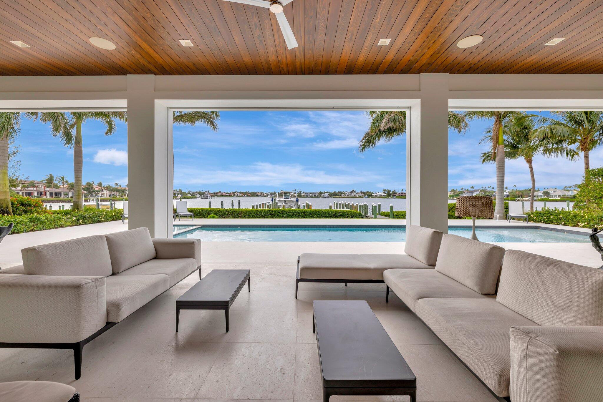 SAILFISH POINT - Residential