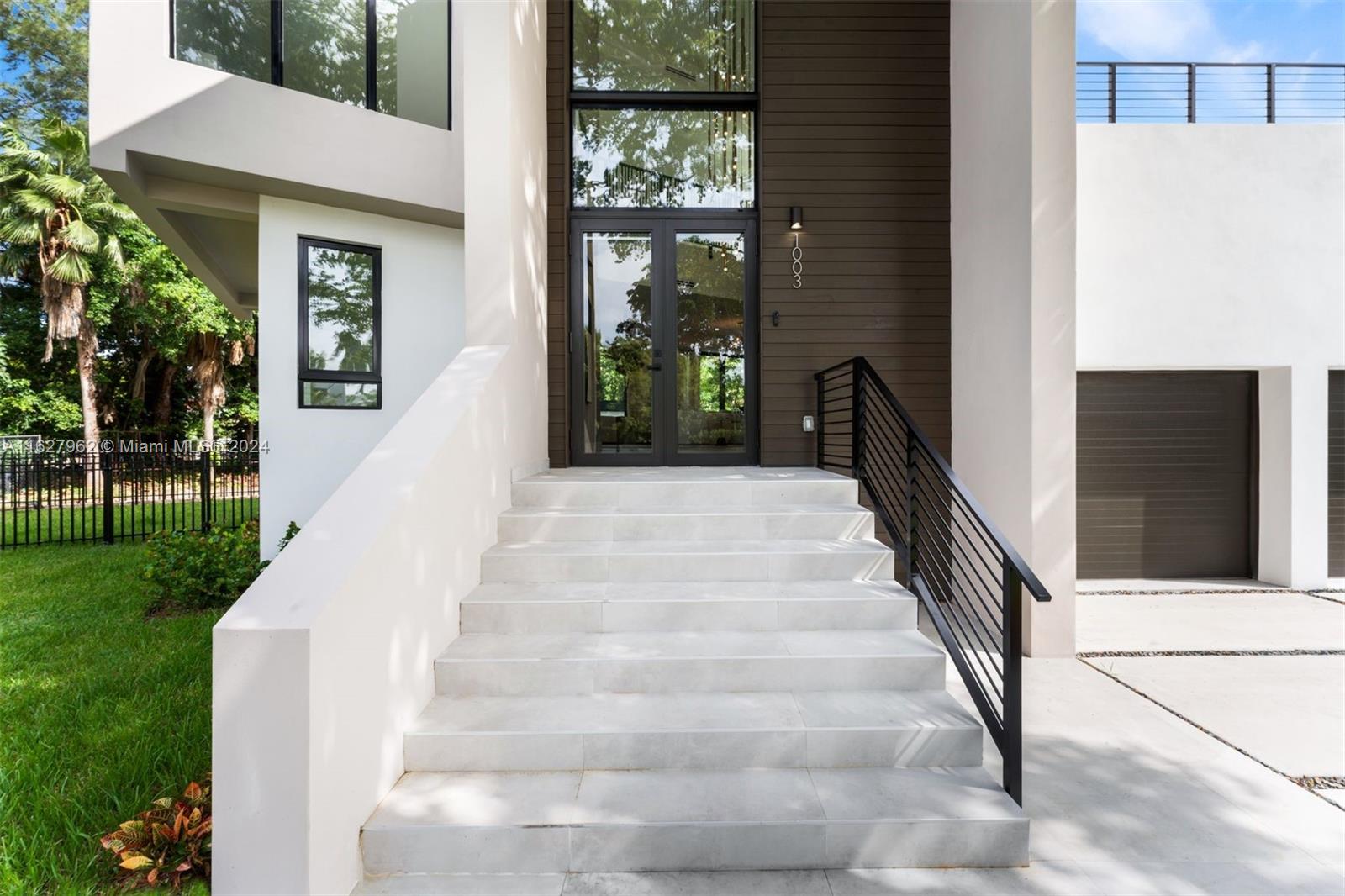 HAYNSWORTH VILLAGE - Residential Lease