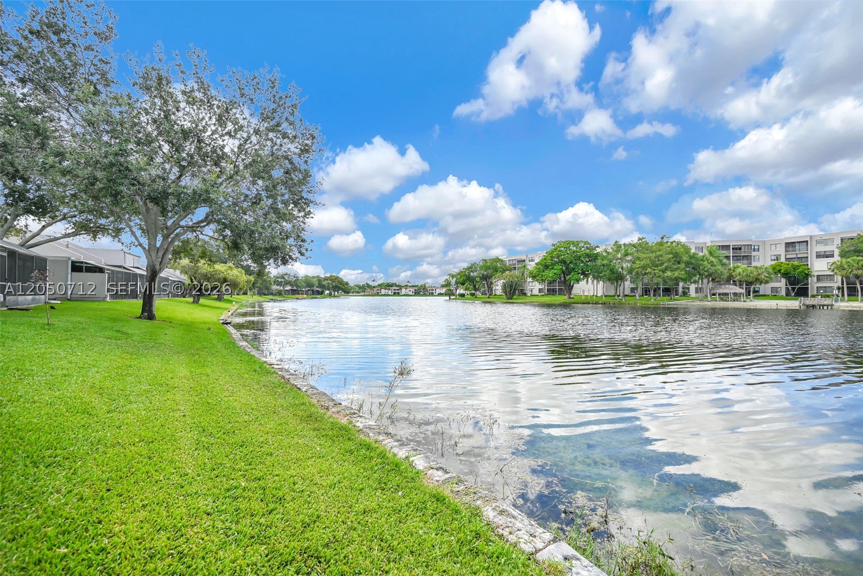 EVERGLADES SUGAR & LAND - Residential Lease