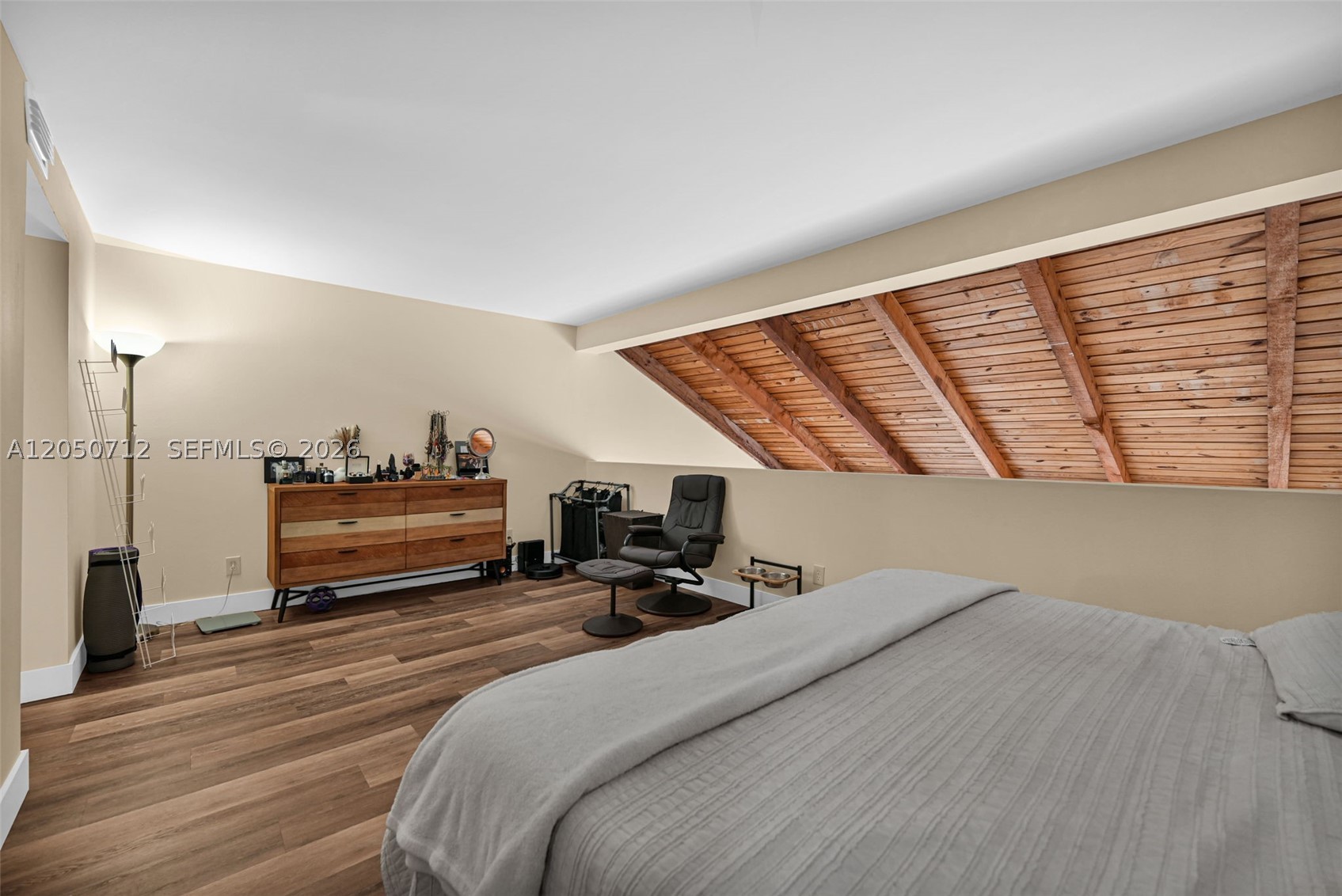 EVERGLADES SUGAR & LAND - Residential Lease