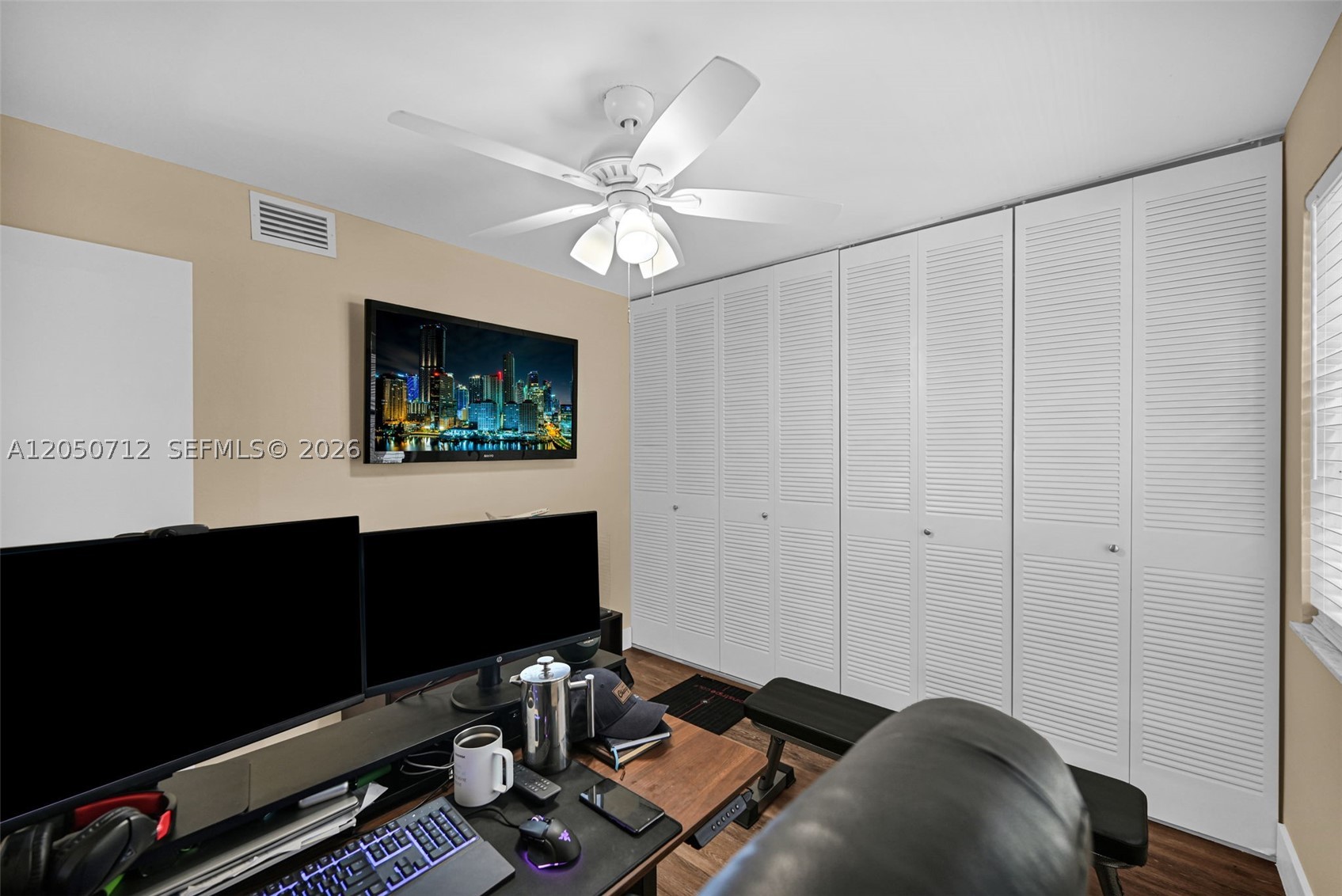 EVERGLADES SUGAR & LAND - Residential Lease