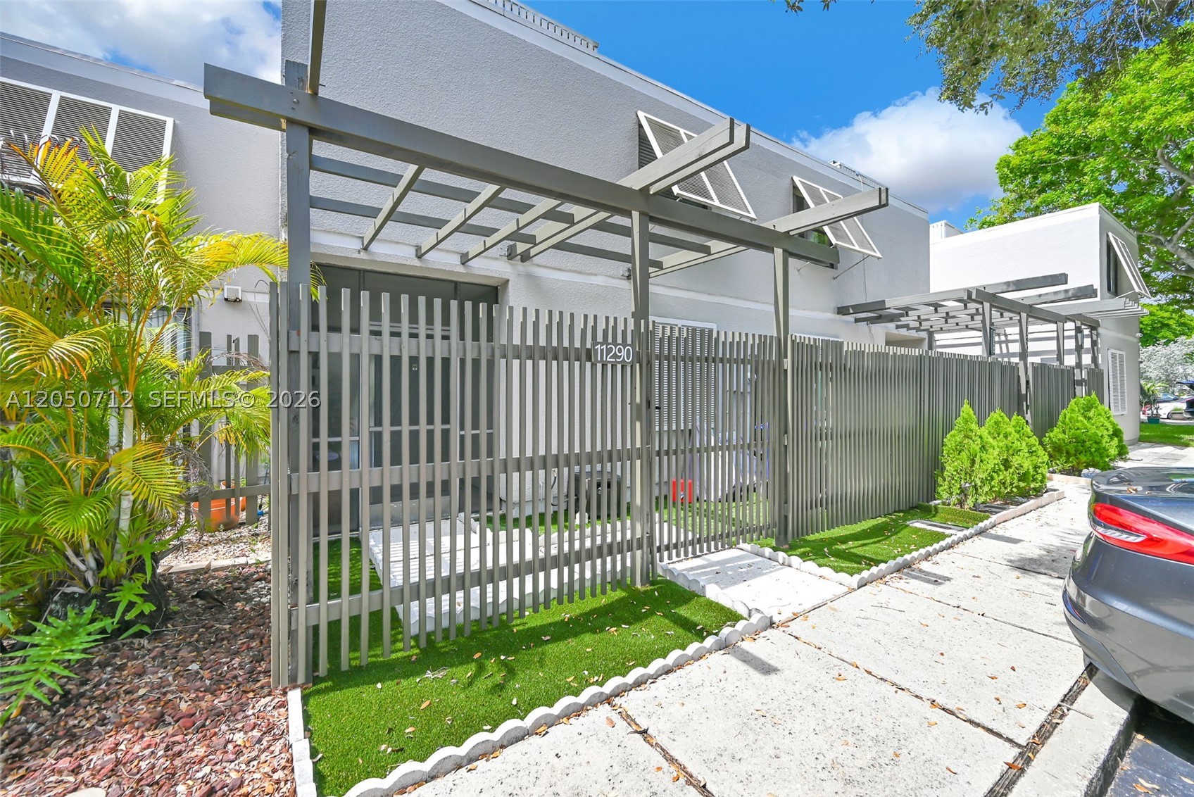EVERGLADES SUGAR & LAND - Residential Lease