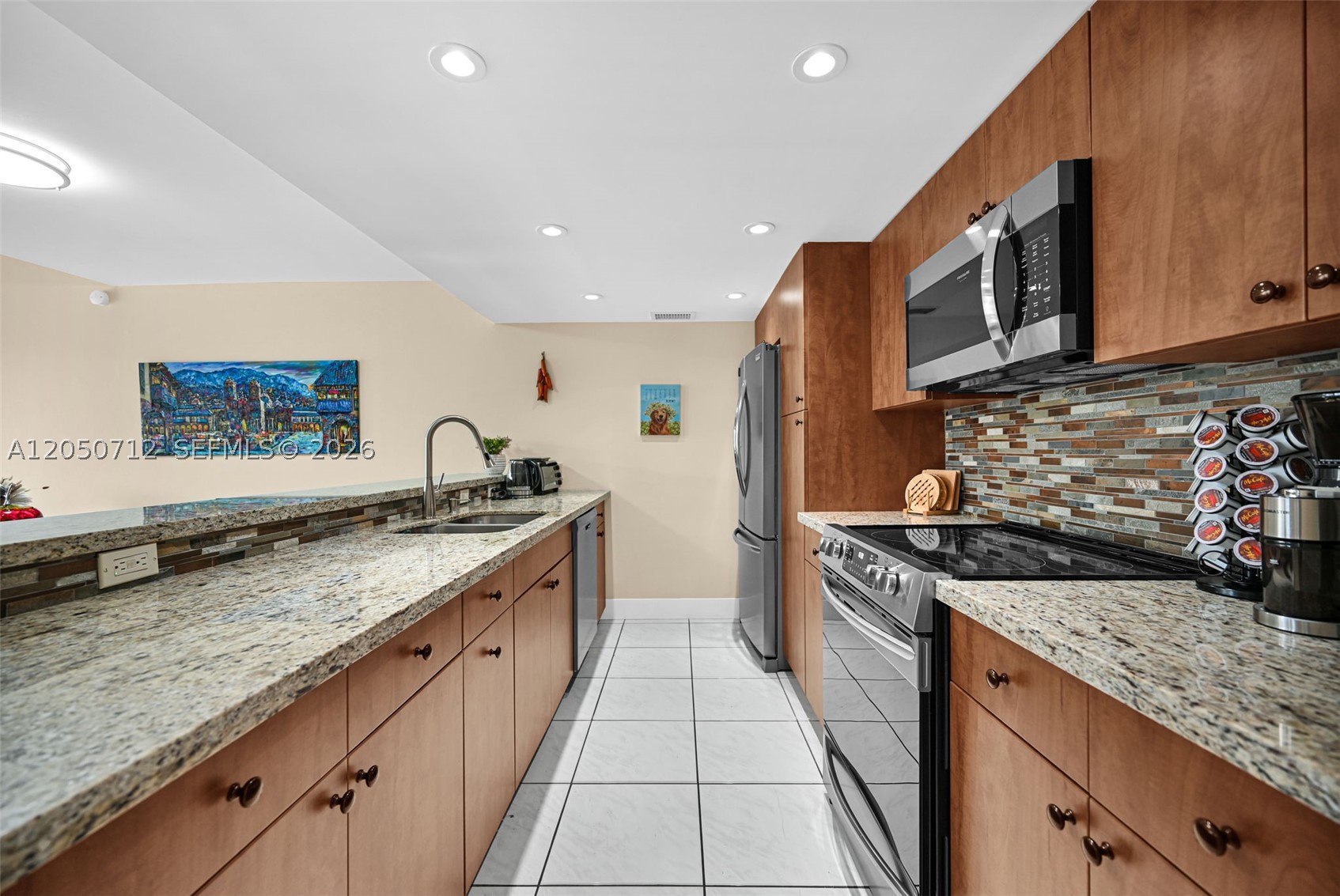 EVERGLADES SUGAR & LAND - Residential Lease
