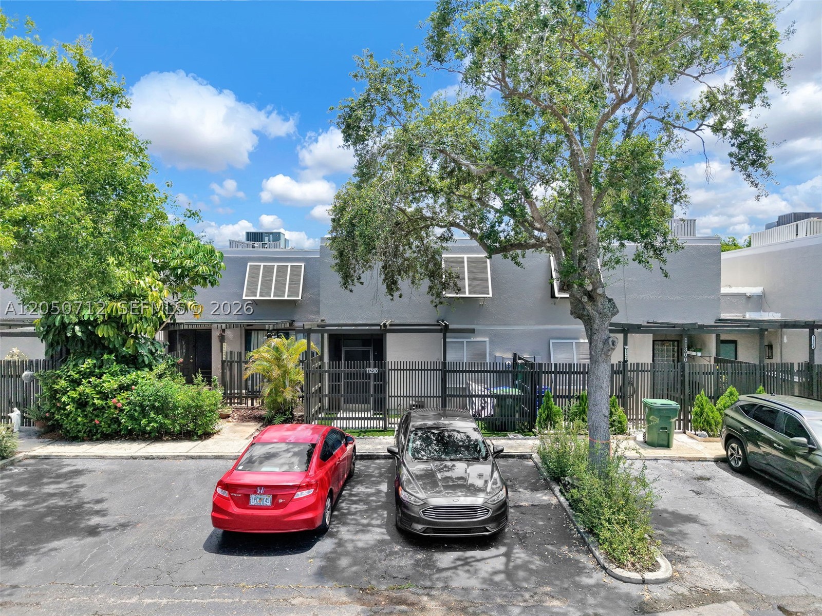 EVERGLADES SUGAR & LAND - Residential Lease