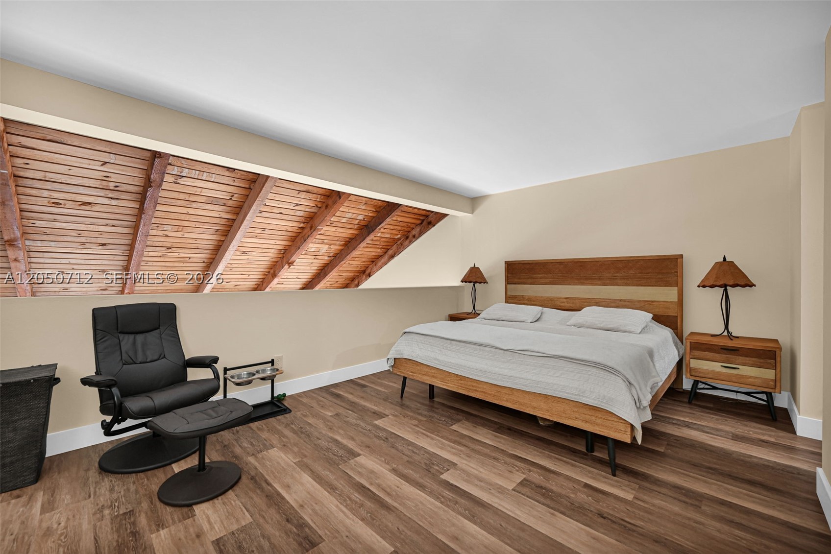 EVERGLADES SUGAR & LAND - Residential Lease