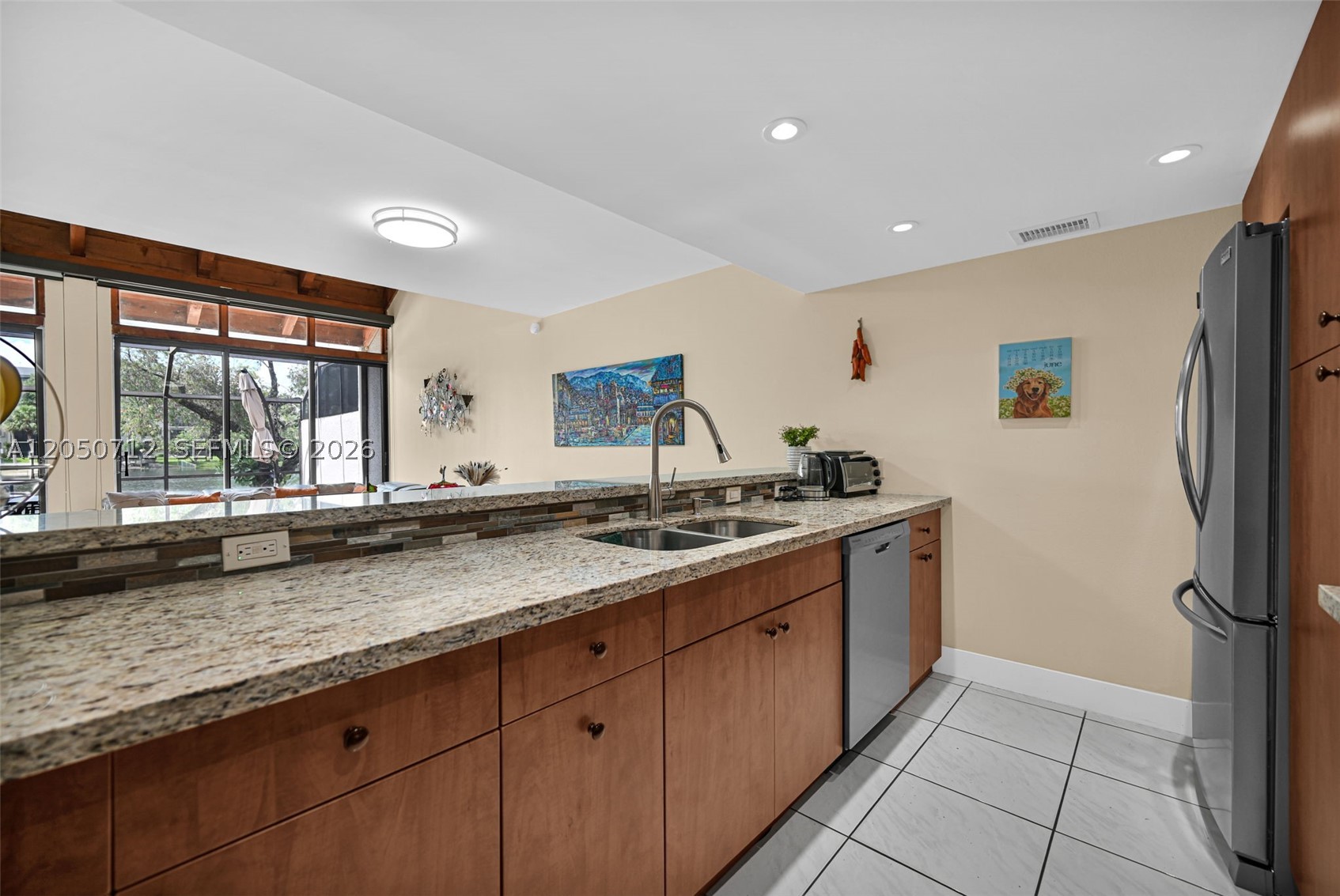 EVERGLADES SUGAR & LAND - Residential Lease