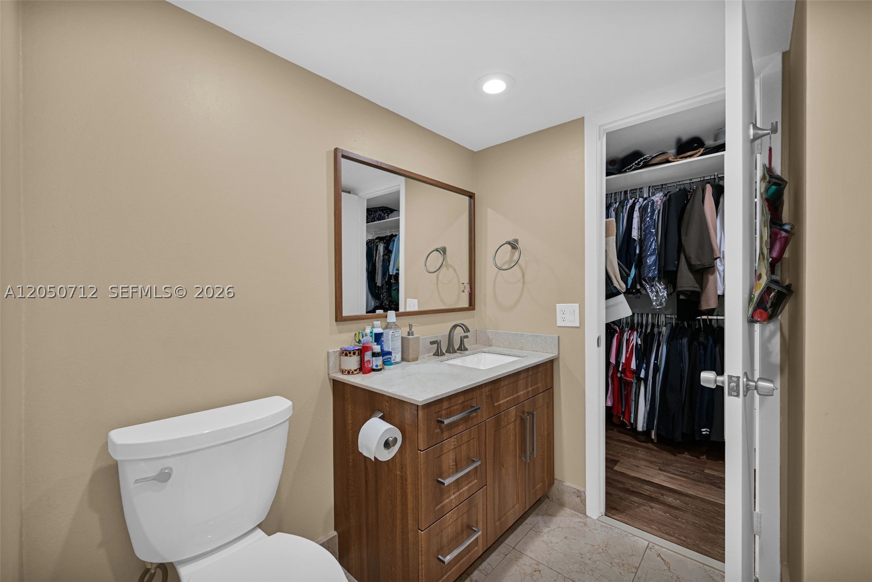 EVERGLADES SUGAR & LAND - Residential Lease