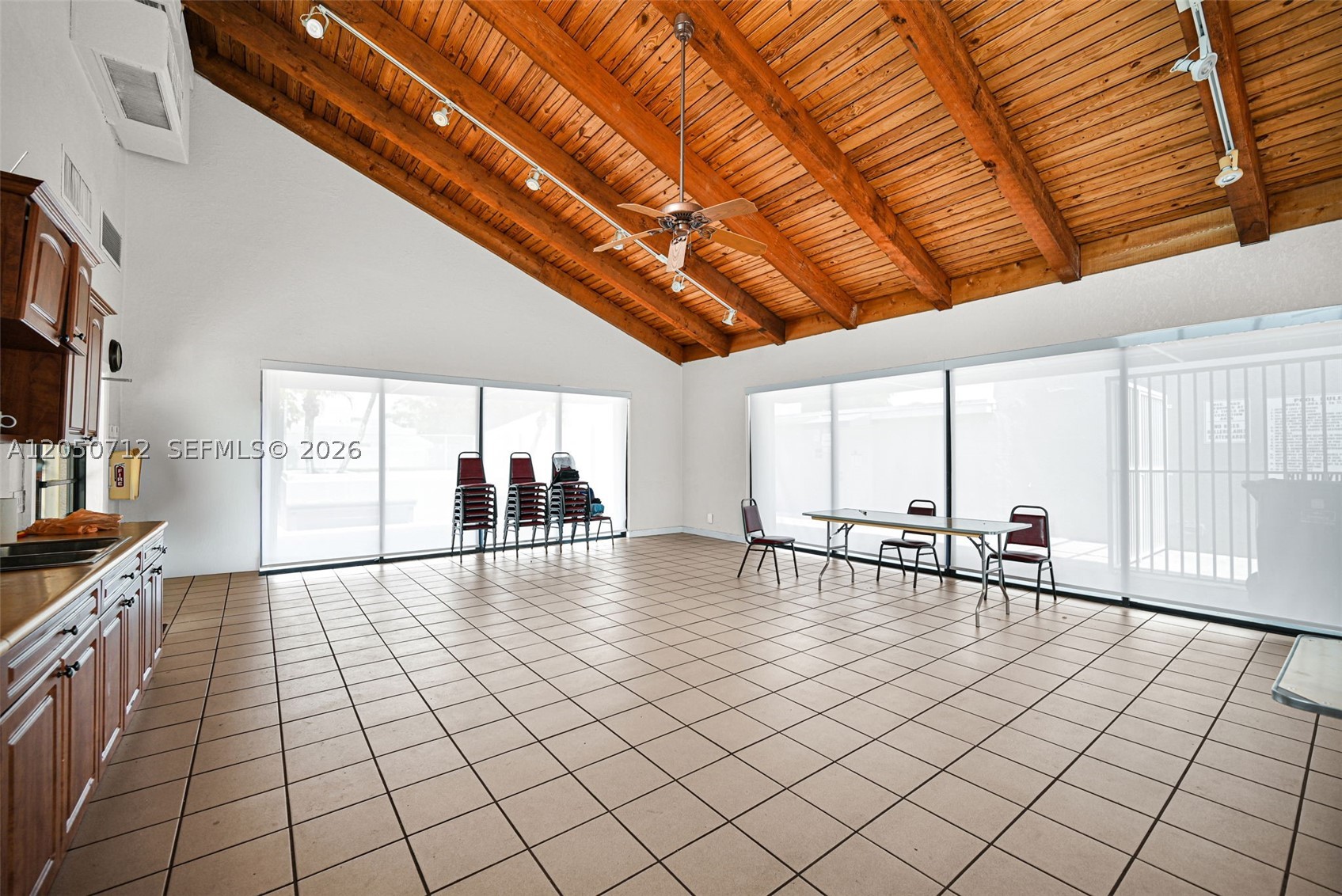 EVERGLADES SUGAR & LAND - Residential Lease