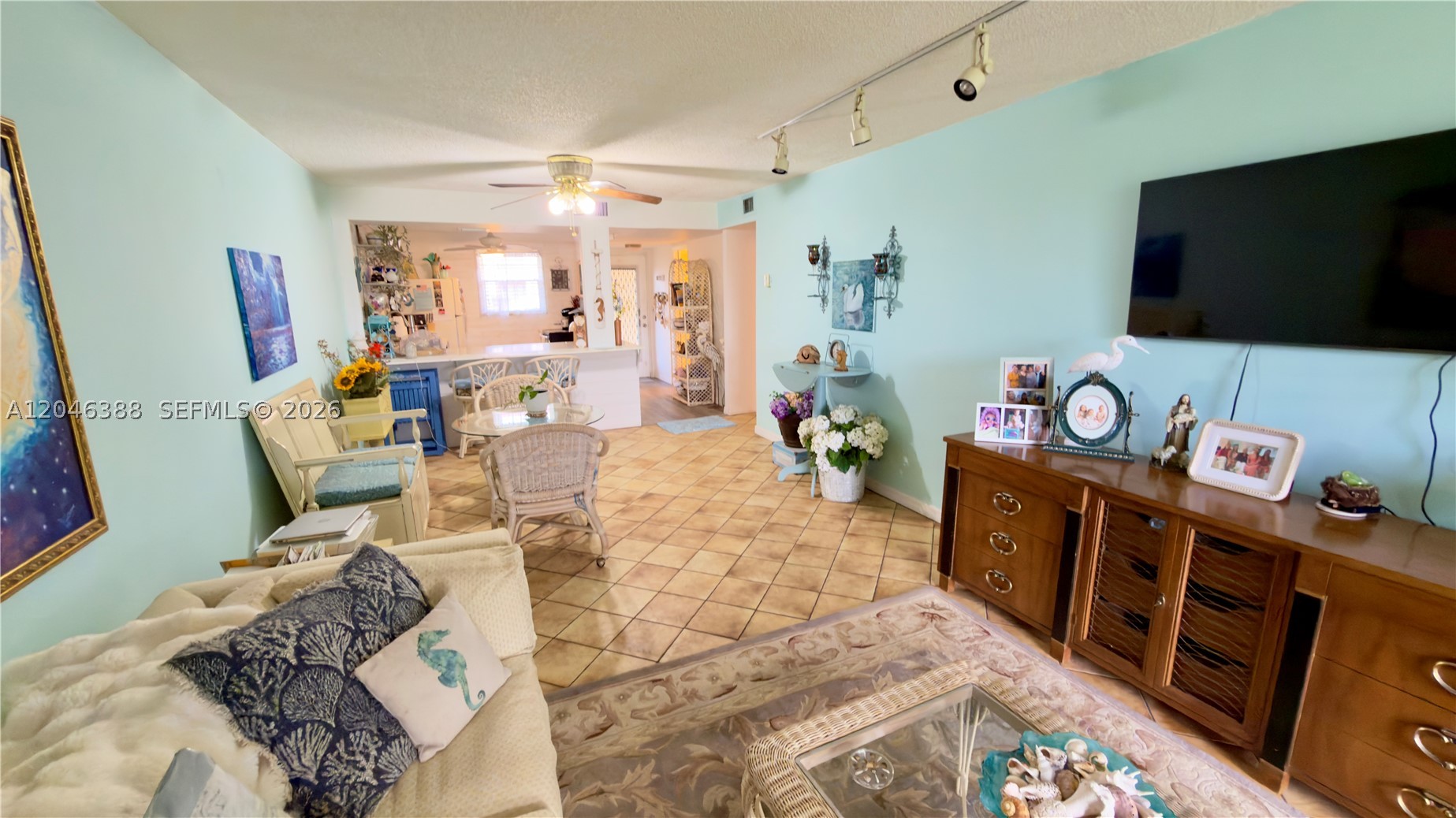 HOLIDAY SPRINGS VILLAGE 6 - Residential