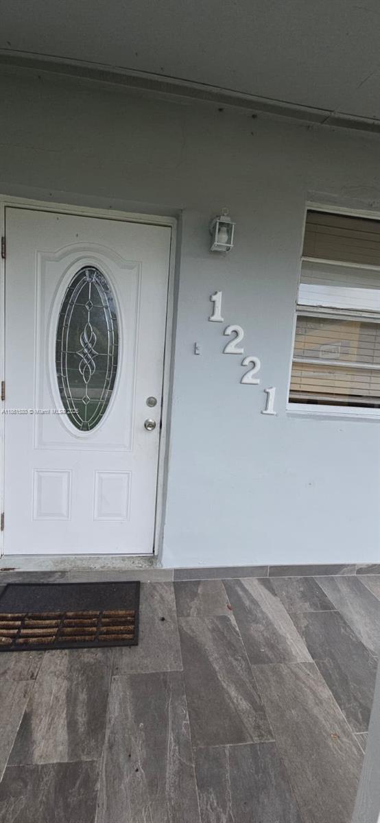 Completely remodeled 2 bedroom 1 bath, freshly painted, new driveway, new appliances. Washer and Dryer. First
months rent and two month security deposit. Min Credit Score 650. Tenant pays all utilities.