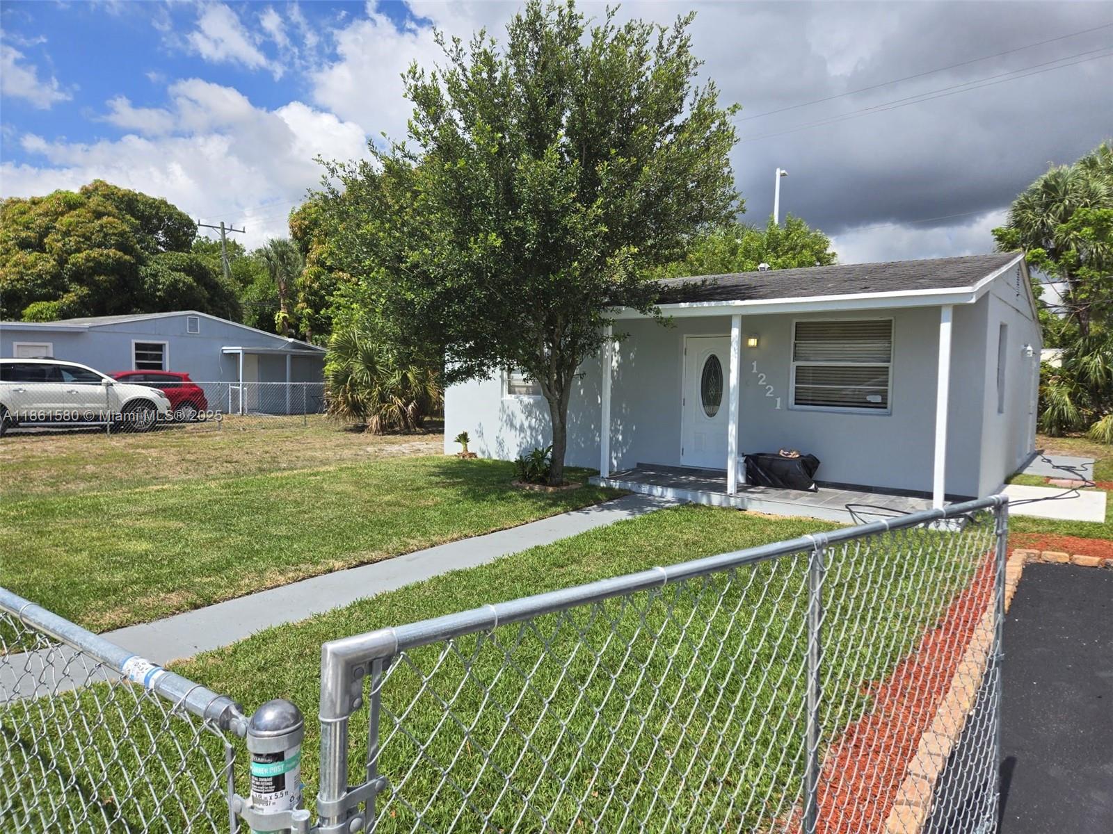 LINCOLN HEIGHTS RESUB - Residential Lease