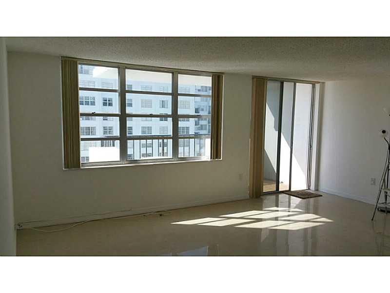 COMMODORE PLAZA CONDO - Residential Lease