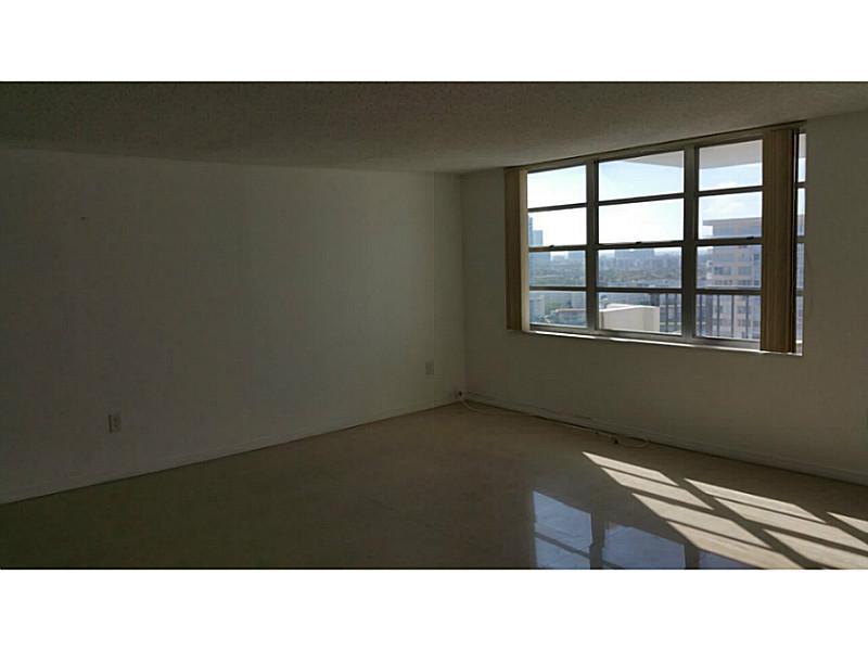 COMMODORE PLAZA CONDO - Residential Lease
