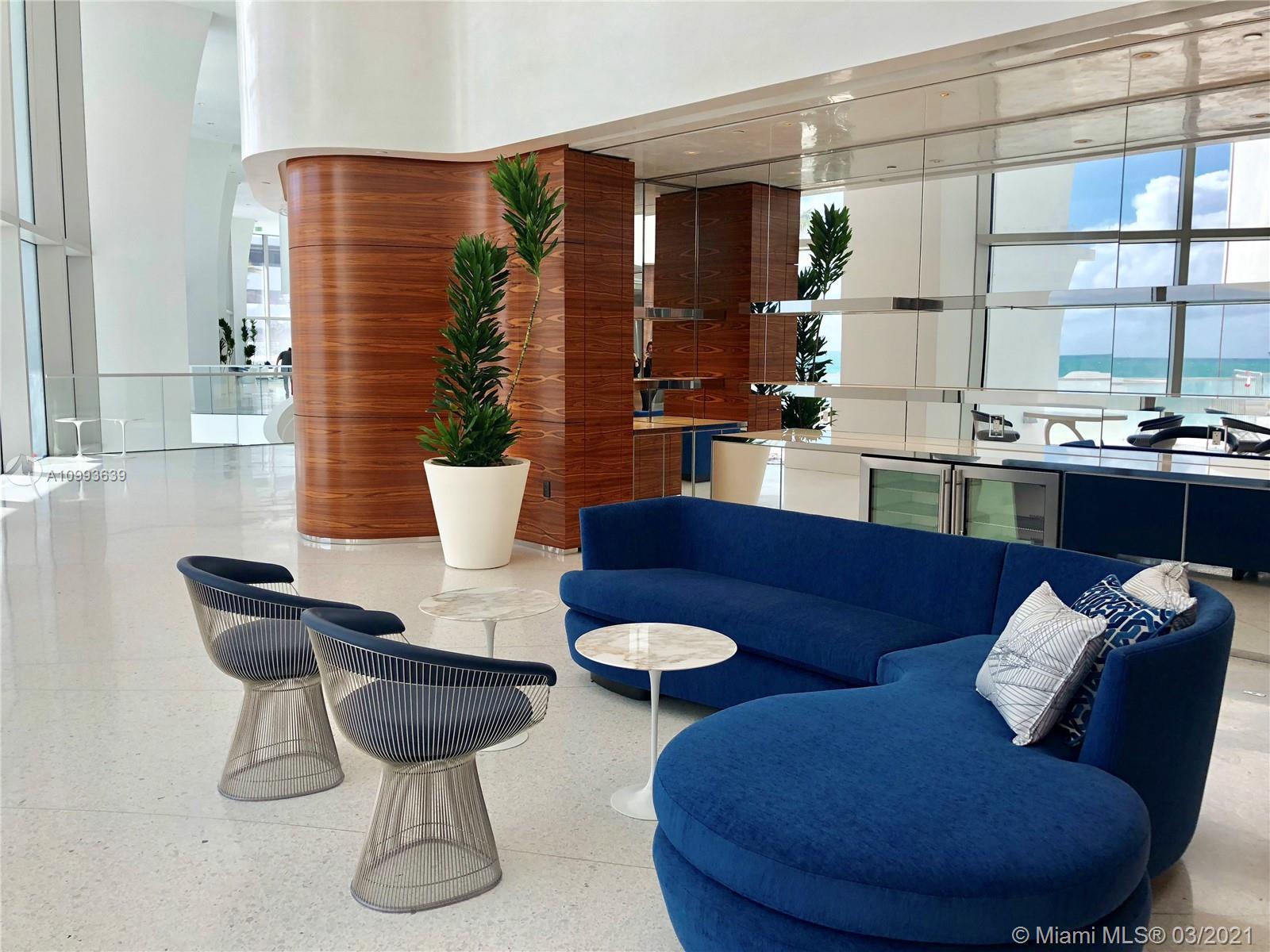 JADE SIGNATURE CONDO - Residential