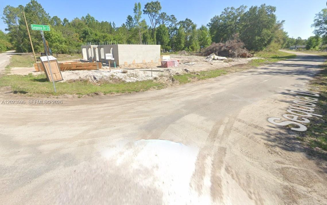 SILVER SPRINGS SHORES UNIT - Land