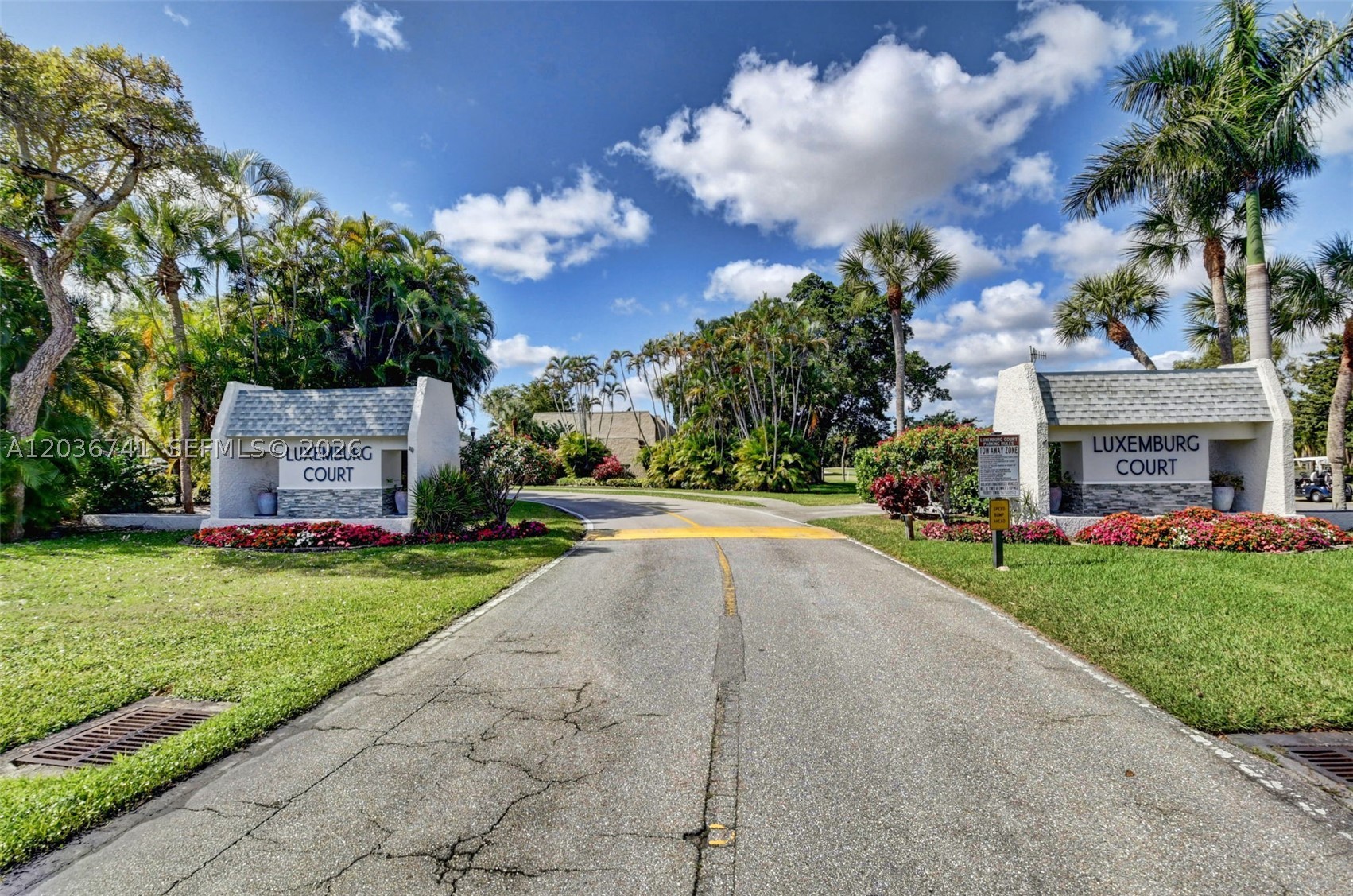 FOUNTAINS OF PALM BEACH C - Residential